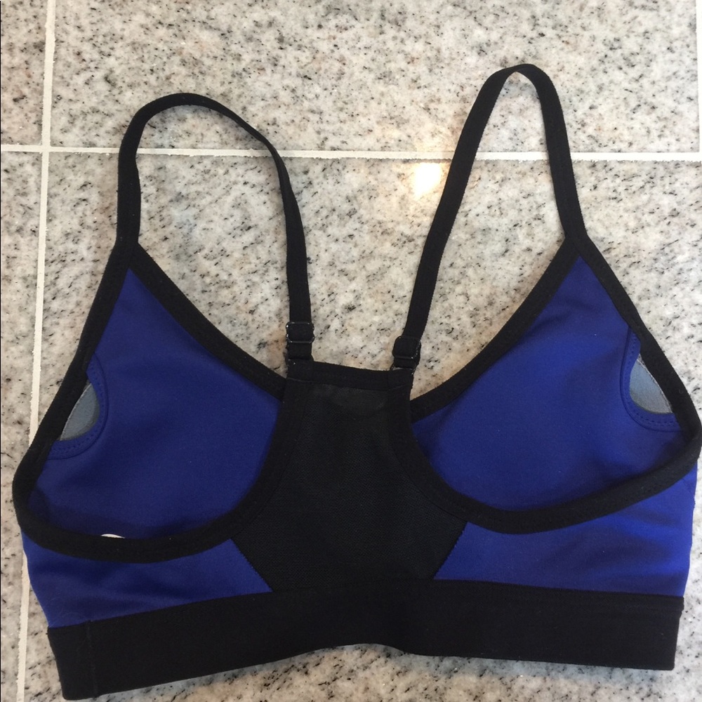 Nike bra - Picture 3 of 6